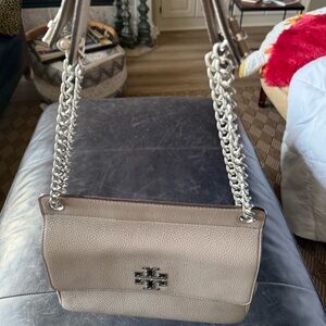 Tory Burch Elegant Beige Leather Handbag